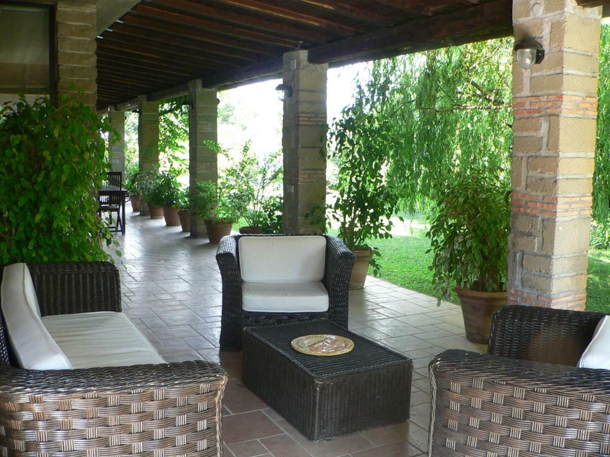 Villa Con Piscina Канале-Монтерано Екстер'єр фото