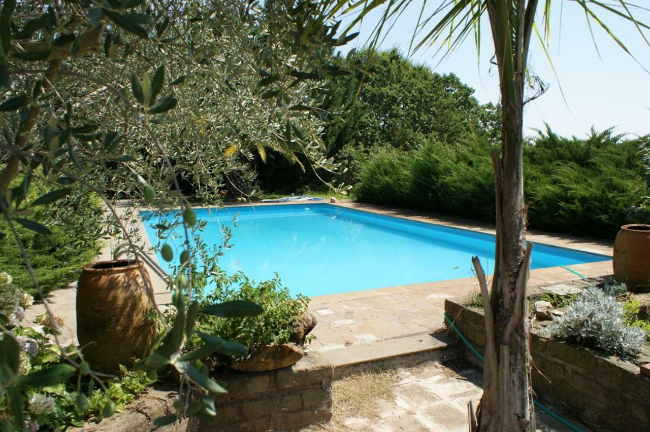 Villa Con Piscina Канале-Монтерано Екстер'єр фото